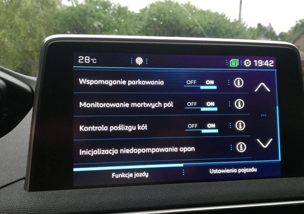 Peugeot 3008 cena 68000 przebieg: 121070, rok produkcji 2018 z Zawichost małe 742